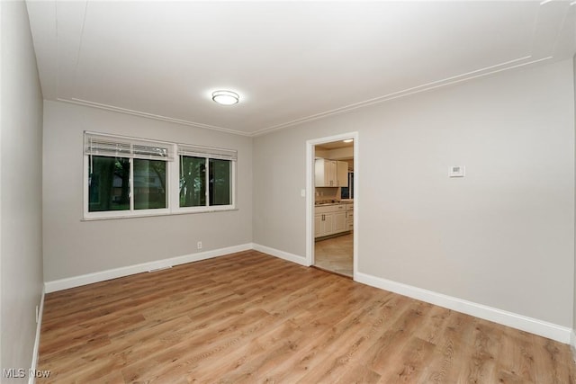 3655 Langton Rd, Cleveland Heights, OH 44121 - photo 7