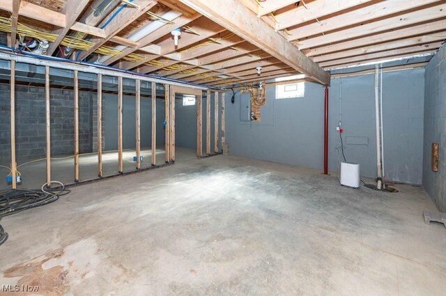 2692 Aspen Dr, Girard, OH 44420 - basement with electric panel