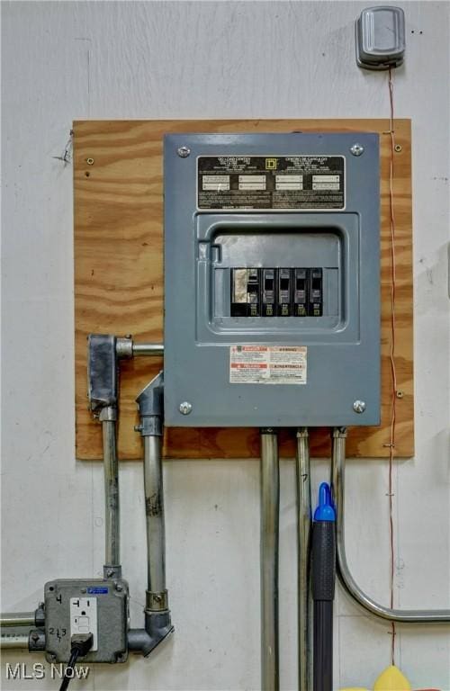 816 Vincent Dr, Loudonville, OH 44842 - utility room with electric panel