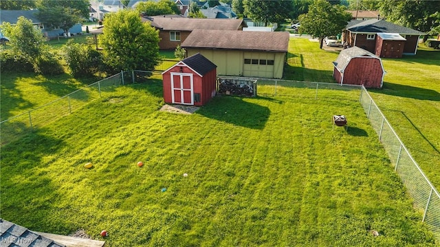 204 W 8 1/2 St, Williamstown, WV 26187 - fenced backyard with a shed