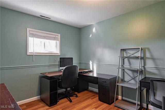 204 W 8 1/2 St, Williamstown, WV 26187 - home office featuring light wood-style floors and baseboards
