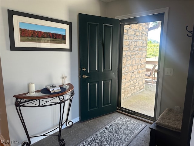 5-118 The Flds, Williamstown, WV 26187 - tiled entrance foyer featuring baseboards
