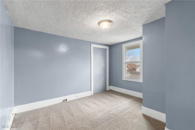 594 Columbia Ave, Akron, OH 44310 - photo 21