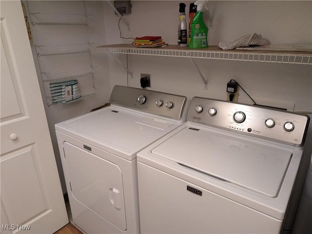 4220 Tannybrooke Ln NW Unit 13C, Canton, OH 44718 - laundry area with separate washer and dryer