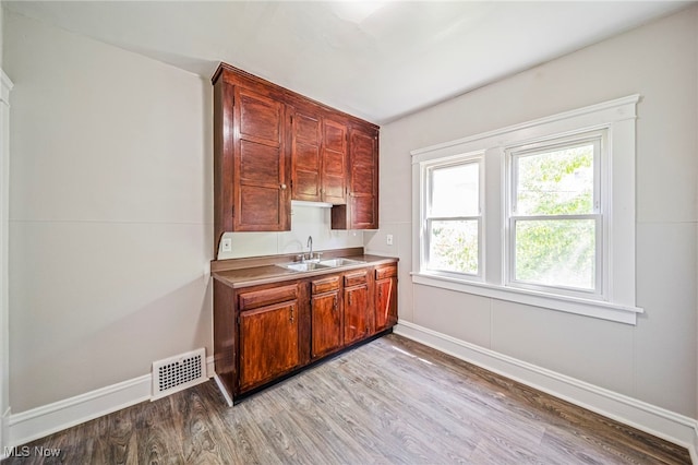 516 E 107th St, Cleveland, OH 44108 - photo 10