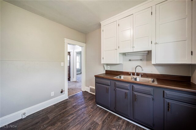 516 E 107th St, Cleveland, OH 44108 - photo 20