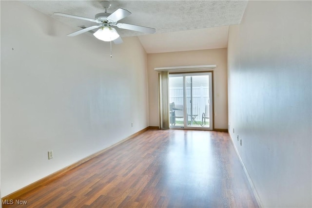 3406 Ivy Hill Cir Unit B, Cortland, OH 44410 - spare room featuring wood finished floors, a textured ceiling, and ceiling fan