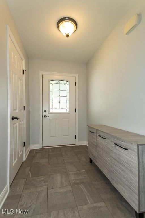 7834 Emery Cir, Mentor, OH 44060 - photo 2