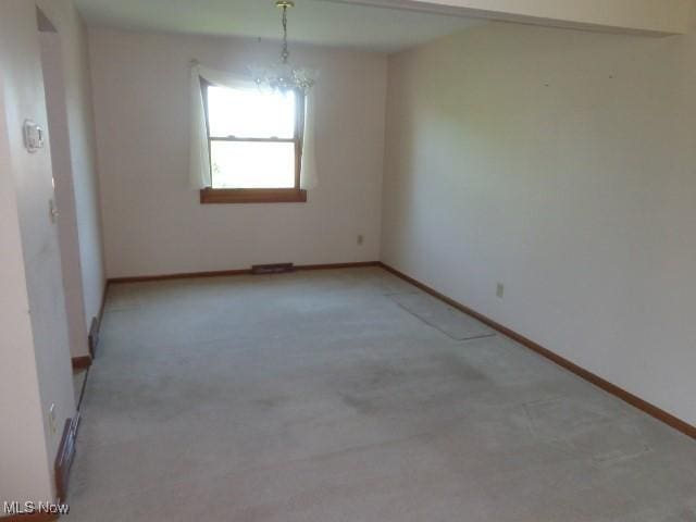 4326 Wood Thrush Dr, Parma, OH 44134 - carpeted empty room featuring baseboards