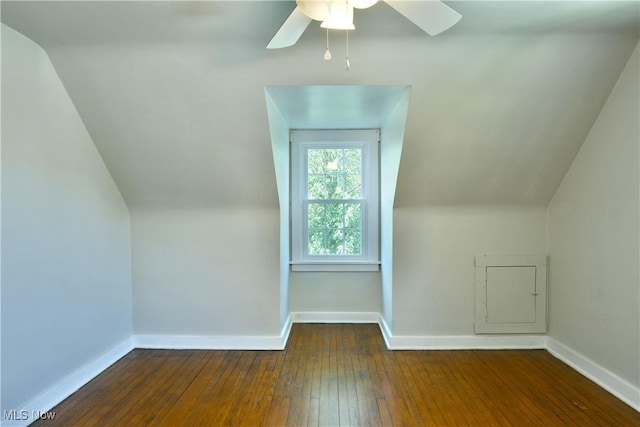 400 Spring St, Struthers, OH 44471 - additional living space featuring hardwood / wood-style floors, a ceiling fan, and lofted ceiling