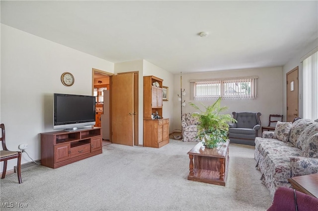 715 E Lincoln Way, Lisbon, OH 44432 - living area featuring light carpet