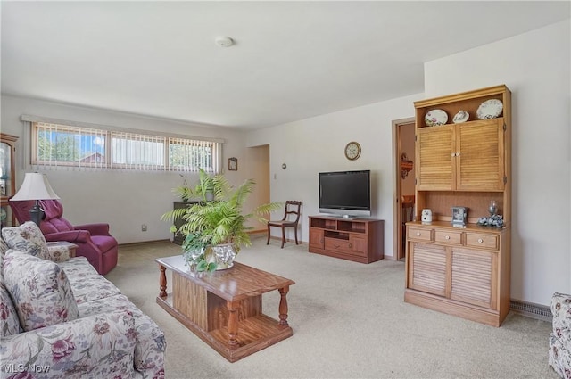 715 E Lincoln Way, Lisbon, OH 44432 - living room featuring light colored carpet and baseboards