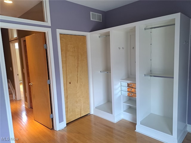 12595 Larchmere Blvd Unit E6, Cleveland, OH 44120 - view of closet