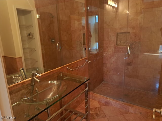12595 Larchmere Blvd Unit E6, Cleveland, OH 44120 - bathroom with a stall shower, vanity, and tile patterned flooring