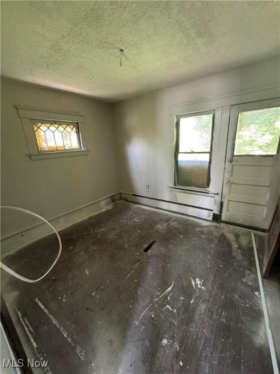 512 Eddy Rd, Cleveland, OH 44108 - photo 7