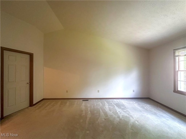 132 Beechwood Dr, Cortland, OH 44410 - unfurnished room featuring light carpet