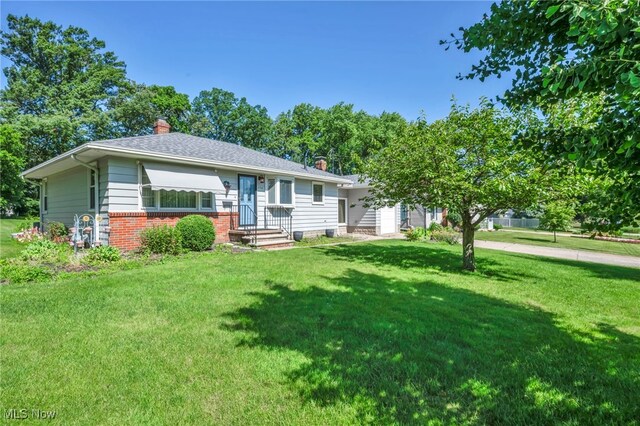 154 Walnut Dr, Amherst, OH 44001 - photo 1