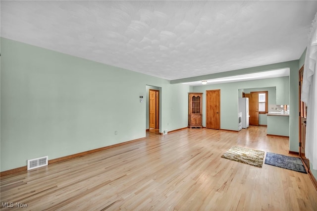 154 Walnut Dr, Amherst, OH 44001 - photo 5