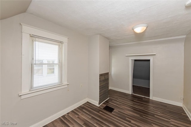 4632 E 85th St, Garfield Heights, OH 44125 - photo 11