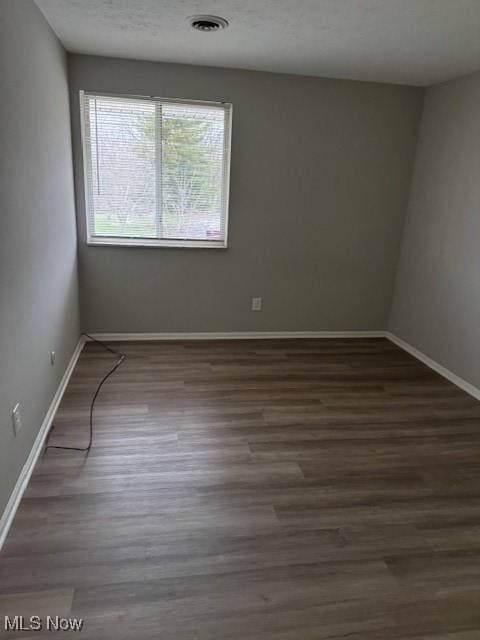4360 Inner Circle Dr Unit C15, Brunswick, OH 44212 - empty room featuring wood finished floors and baseboards