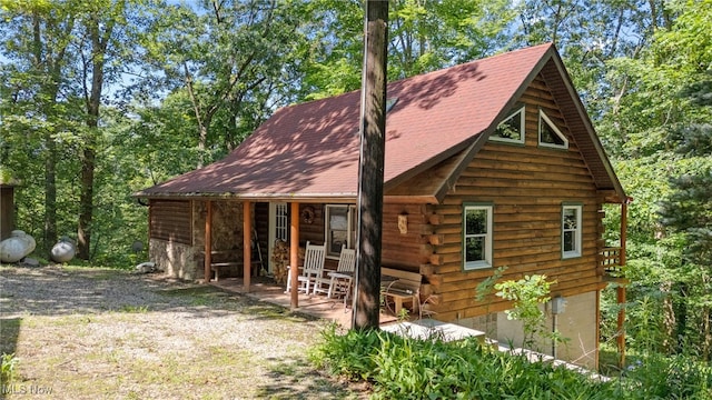 30101 Friendly Ridge Rd, Freeport, OH 43973 - view of front of home with log siding