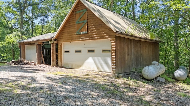 30101 Friendly Ridge Rd, Freeport, OH 43973 - garage with a garage