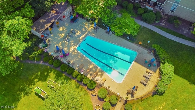 25801 Lake Shore Blvd Unit 28, Euclid, OH 44132 - bird's eye view of a pool area