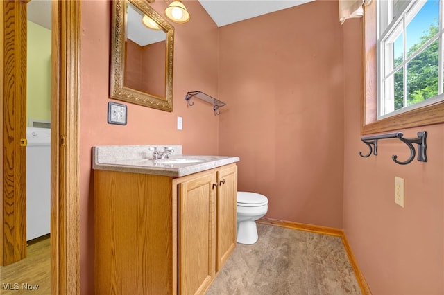 1550 Rebel St SW, Canton, OH 44706 - bathroom with toilet and vanity