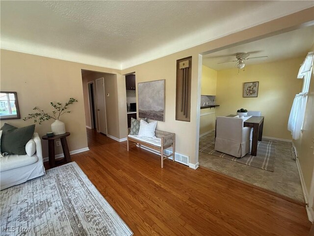11609 Lawndale Dr, Parma Heights, OH 44130 - photo 9