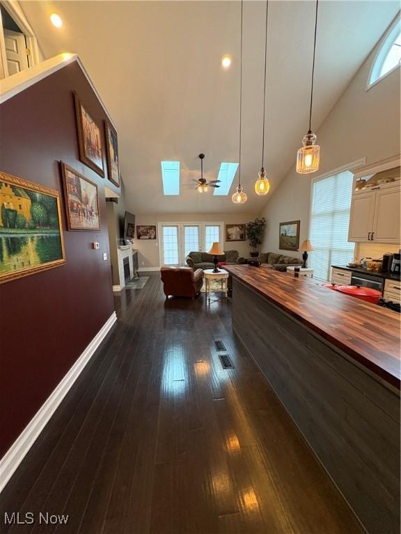 704 Elmwood Pt, Aurora, OH 44202 - photo 6