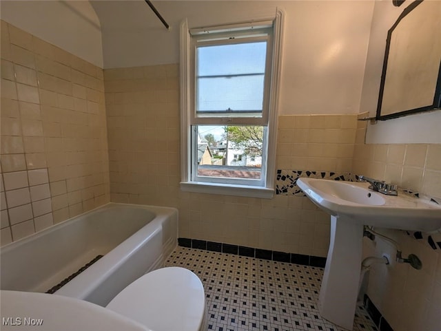 18707 Shawnee Ave, Cleveland, OH 44119 - photo 4