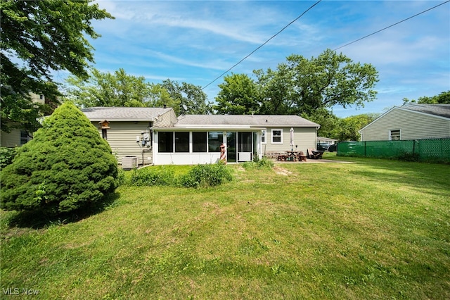 8218 Westmoor Rd, Mentor, OH 44060 - rear view of house featuring a sunroom