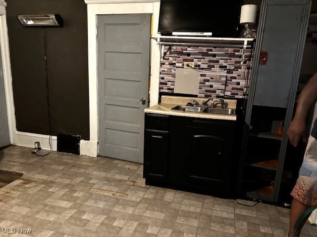 643 E 160th St, Cleveland, OH 44110 - photo 14