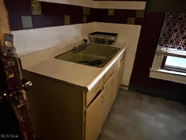 643 E 160th St, Cleveland, OH 44110 - photo 20
