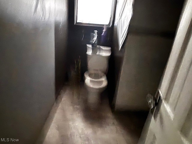 643 E 160th St, Cleveland, OH 44110 - photo 21