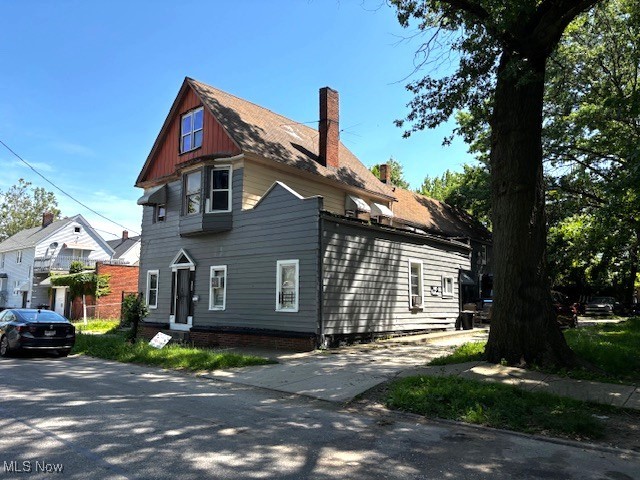 643 E 160th St, Cleveland, OH 44110 - photo 32