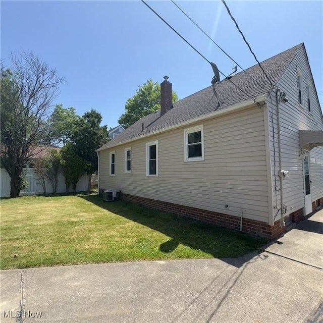 30131 Fairway Blvd, Willowick, OH 44095 - photo 3