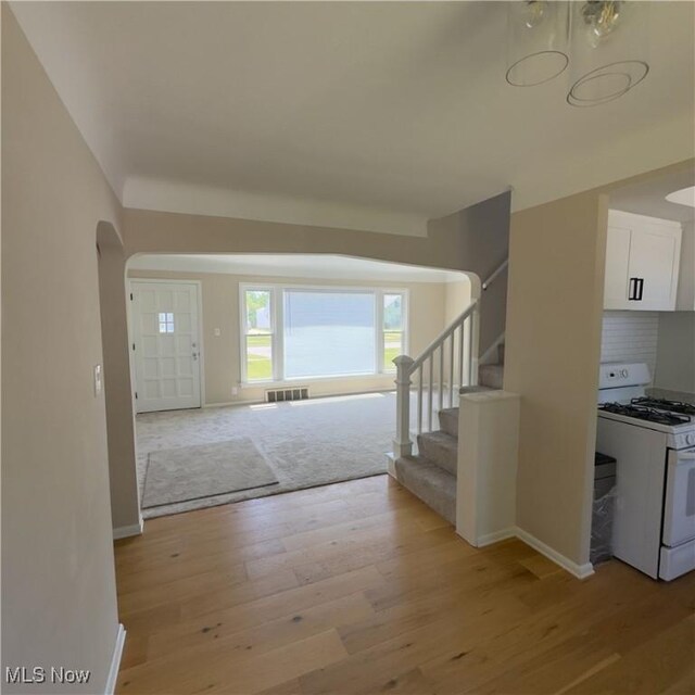 30131 Fairway Blvd, Willowick, OH 44095 - photo 8