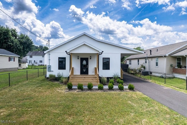 1318 21st St, Vienna, WV 26105 - photo 1