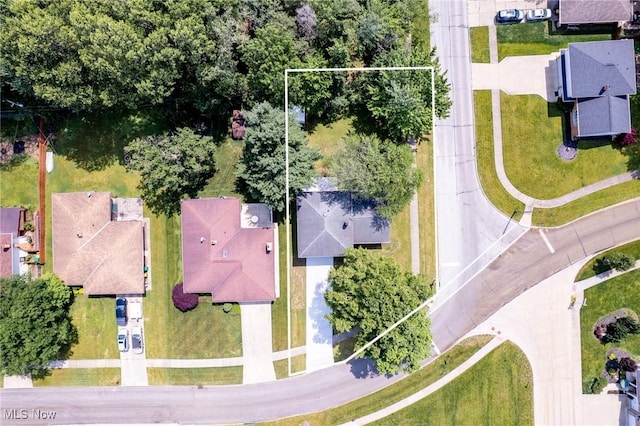 1303 E Dartmoor Ave, Seven Hills, OH 44131 - aerial view of residential area featuring property parcel outlined