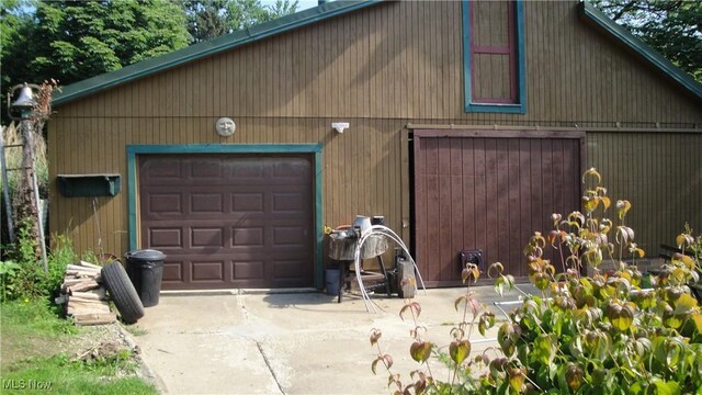 217 W Sunset St, Rittman, OH 44270 - photo 8