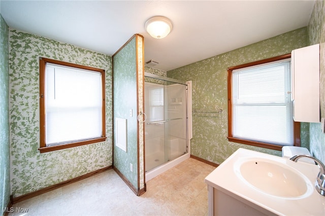 5132 Chestnut Hill Dr, Willoughby, OH 44094 - full bathroom featuring a stall shower and wallpapered walls