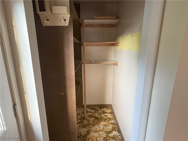 9513 Edison St NE, Alliance, OH 44601 - view of closet