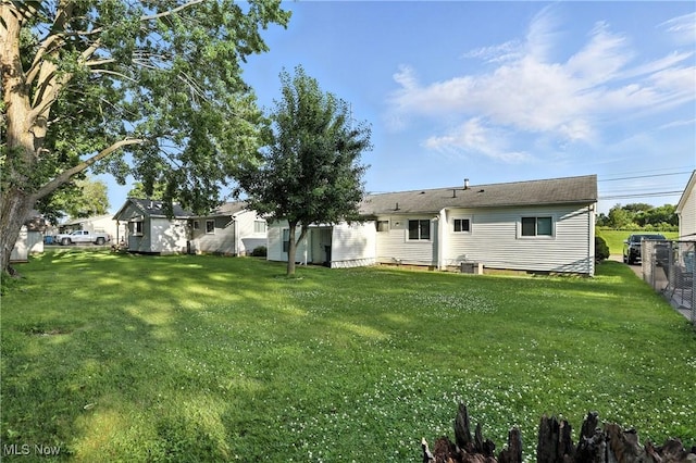 1932 Meister Rd, Lorain, OH 44053 - rear view of property