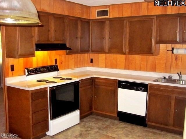 2494 E 39th, Lorain, OH 44055 - photo 2