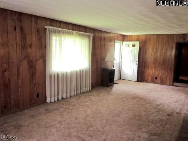 2494 E 39th, Lorain, OH 44055 - photo 5