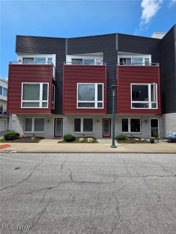 7308 Marina Ct, Cleveland, OH 44102 - photo 1