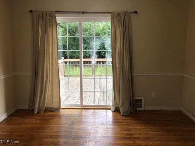 246 Columbus St, Bedford, OH 44146 - photo 5
