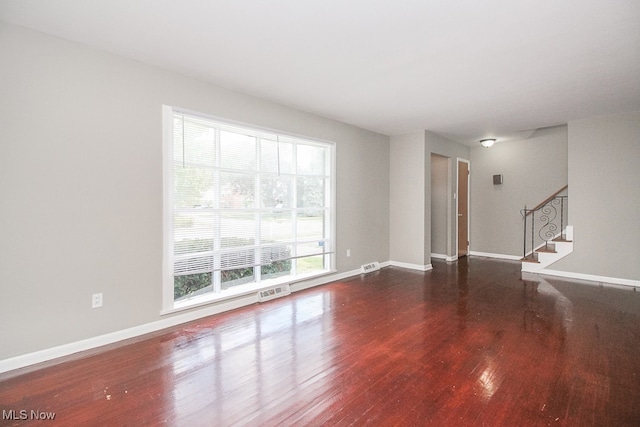 404 E 215th St, Euclid, OH 44123 - photo 4