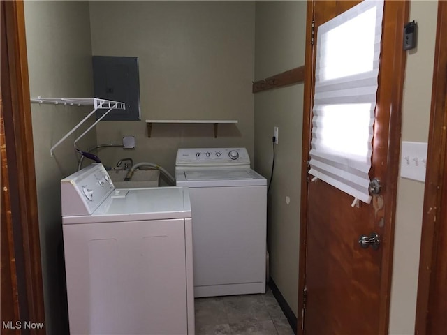 5785 Fitch Rd, North Olmsted, OH 44070 - laundry area featuring washing machine and clothes dryer